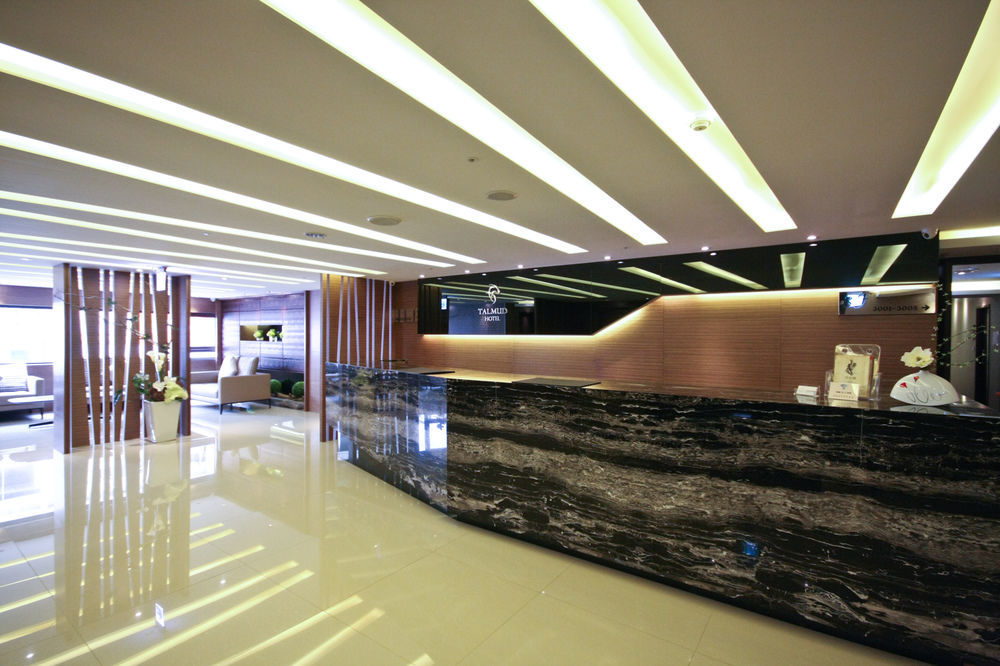 Talmud Hotel Yizhong Đài Trung Ngoại thất bức ảnh